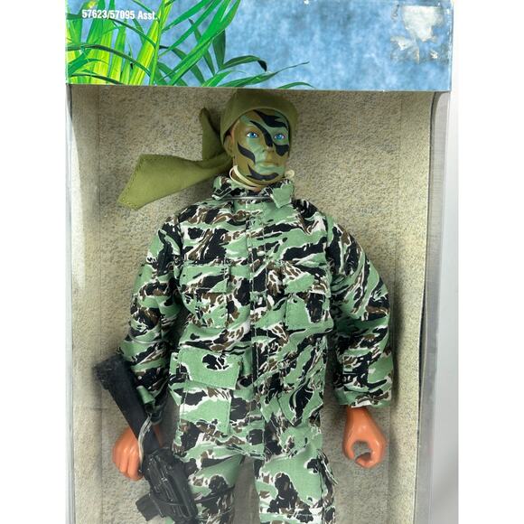 GI Joe U.S. Navy SEAL 12 Inch Action Figure Hasbro 1999 Boxed - Picture 2 of 8